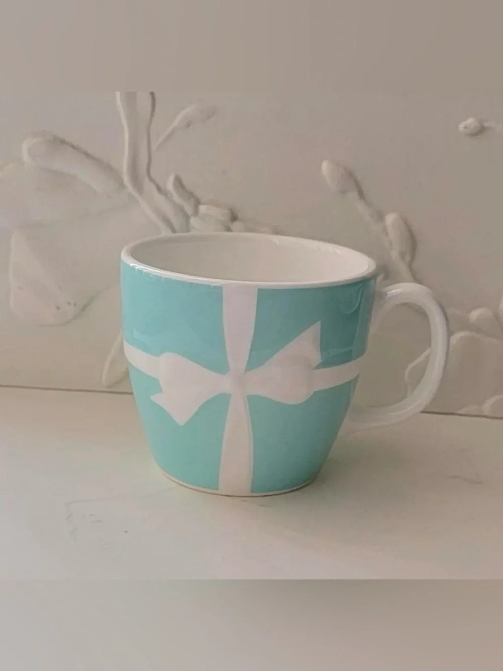Tiffany & Co. Robin's Egg Blue Bow Porcelain Dinnerware Set